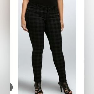 Torrid Denim Black On Black Plaid Jean 14R
